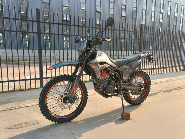 Мотоцикл кроссовый / эндуро Regulmoto (Регулмото) CR - X PRO оранжевый/серый с ПТС | Мототека